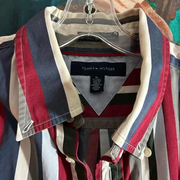 Vintage Y2K Tommy Hilfiger Red and Blue Striped Men's Shirt XL - Picture 2 of 16